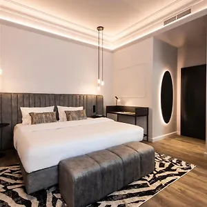 4* מלון O11 Boutique