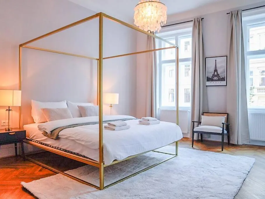 Apartment Boutique Suite Near Museum District Vienna