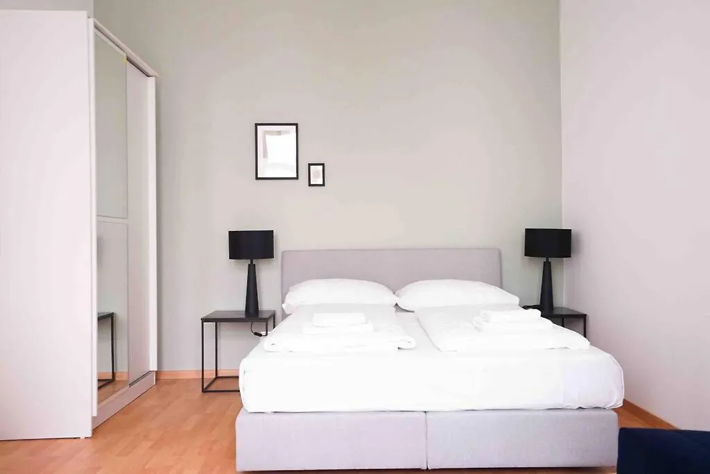 Boutique Suite Near Museum District Vienna Apartment