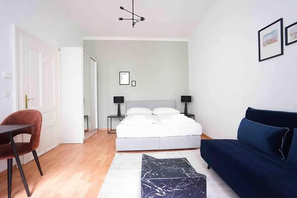 Boutique Suite Near Museum District Vienna Austria
