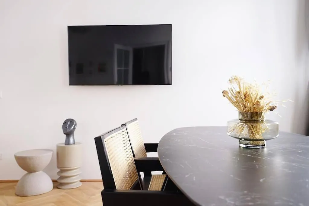 Boutique Suite Near Museum District Vienna 0*,