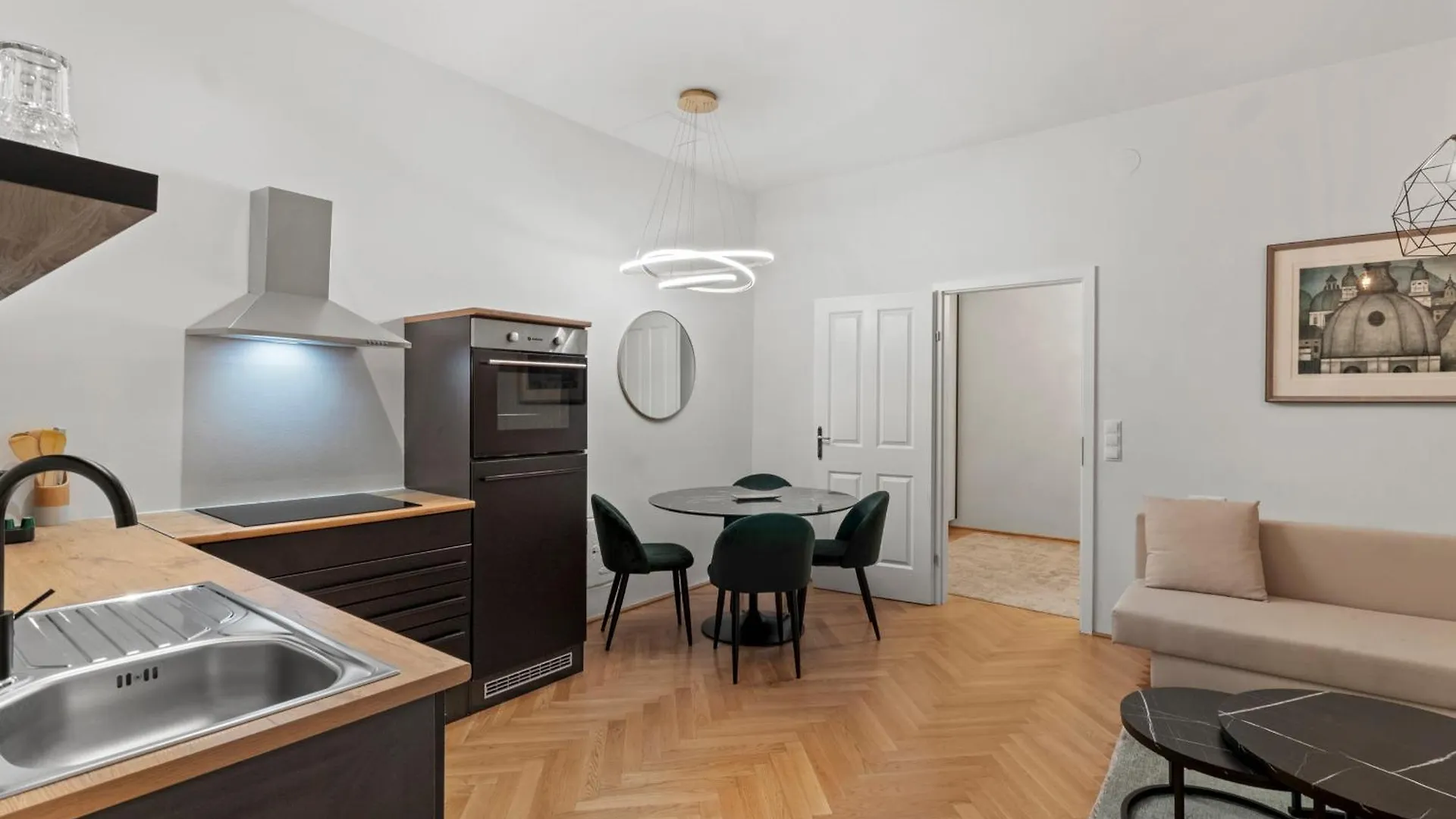 Boutique Suite Near Museum District Vienna 0*,